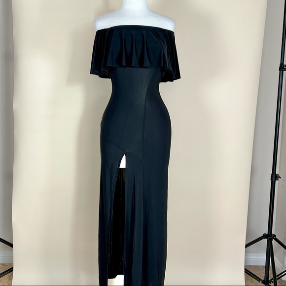 Black Off the Shoulder Dress - Picture 3 of 4